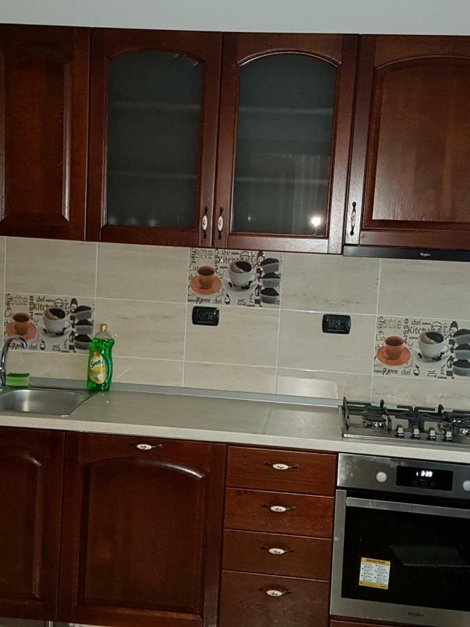 Hotel Popasul Calatorului Moisei Esterno foto