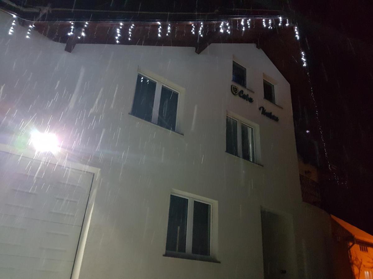 Hotel Popasul Calatorului Moisei Esterno foto